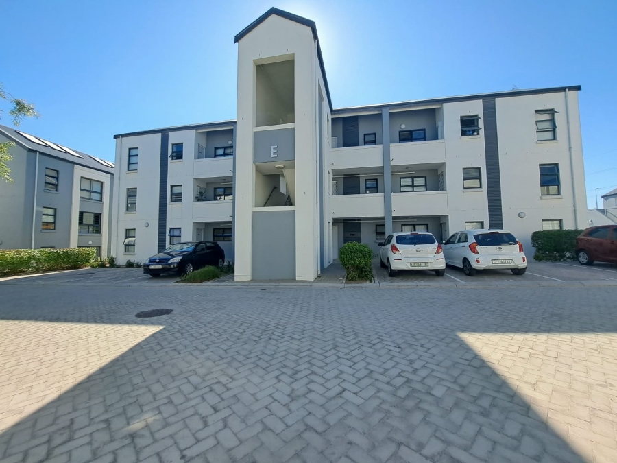 2 Bedroom Property for Sale in Devon Park Western Cape